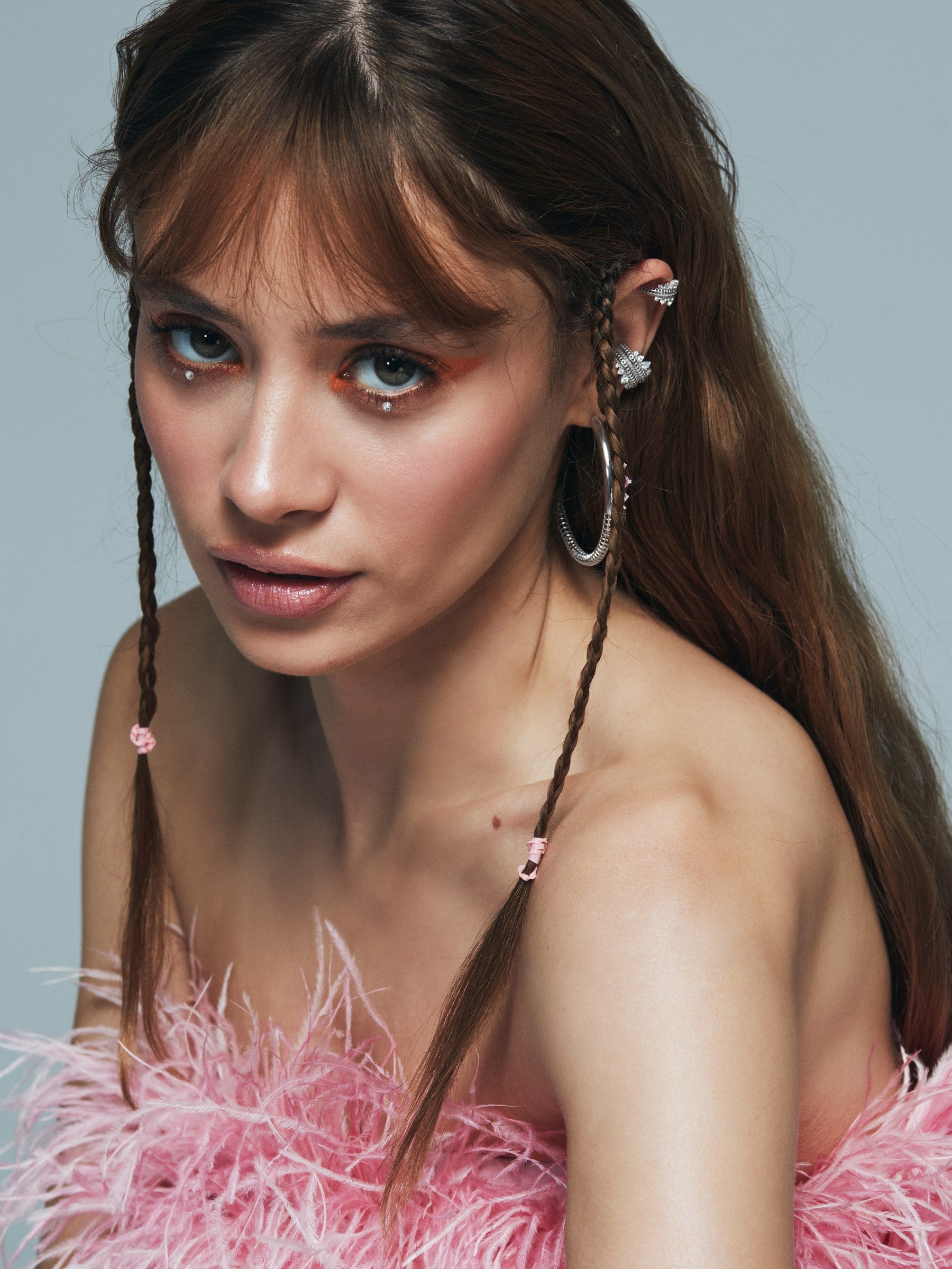 Double Princess Semita ear cuff profil görünüm – deliksiz kullanım, modern ve zarif